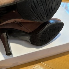 ピンキーアンドダイアン　ブーツの画像