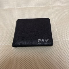 ミッシェルクラウンオム　二つ折り財布