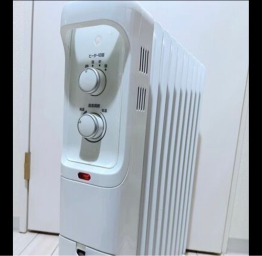 アイリスオーヤマ　白色オイルヒーター