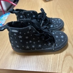 バンズスニーカー　18cm