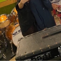 ギターを探しています。