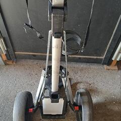 ゴルフバッグカートの画像