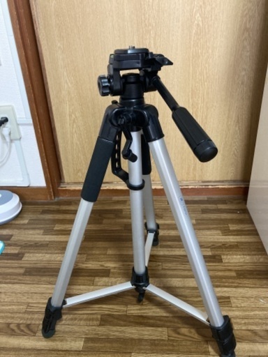 三脚