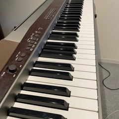 電子ピアノ CASIO PX-100の画像