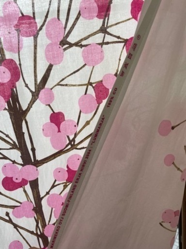 日本限定】Unikko Noren カーテン 90×120cm | Maija Isola | Marimekko