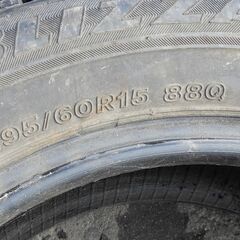 【T-012】195/60R15 中古スタッドレスタイヤ4本セット☆ブリジストン BLIZZAK REVO GZの画像