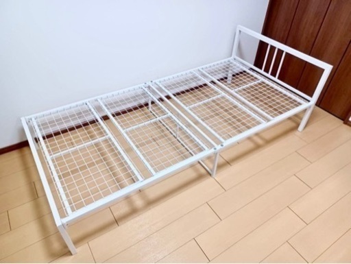 ニトリ　シングル　パイプベッド