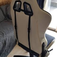 PUレザー　ゲーミングチェア　オットマン付き（右アームレストなし）の画像