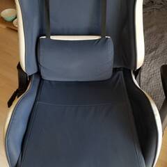 PUレザー　ゲーミングチェア　オットマン付き（右アームレストなし）の画像