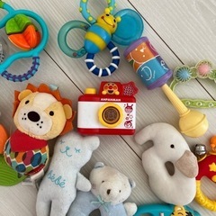 赤ちゃんオモチャいろいろ…の画像