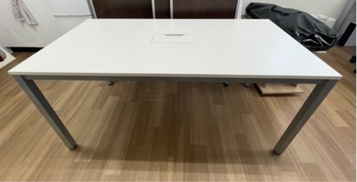 会議テーブル　ミーティングテーブル　フリーアドレスデスク　オフィスデスク　W1500×D750×H700