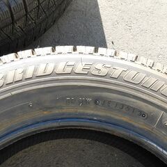 【T-043】165/70R14 中古スタッドレスタイヤ4本セット☆ブリジストン BLIZZAK REVO GZの画像