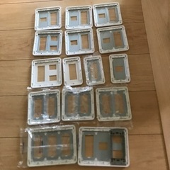コンセントカバーの画像