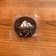 mont-bell ピンバッチ
