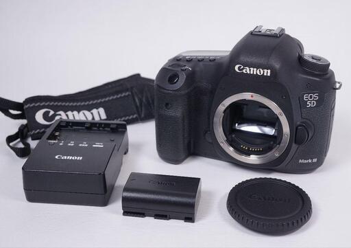 [値下げしました]EOS 5D mark iii ボディ/ストラップ/充電器/バッテリー 美品