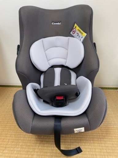 最終値下げ【新品】コンビ　チャイルドシート　定価21999円