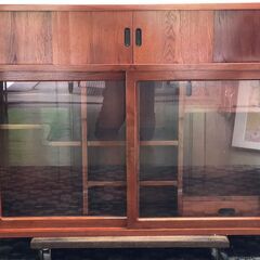 新品未使用 唐木 家具 けやき 水屋 レトロ キャビネット 茶棚 古民家 和風 ガラス扉 収納