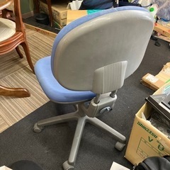 オフィスチェア（説明書付き）の画像