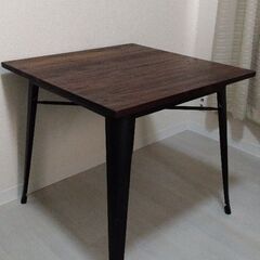 正方形ダイニングテーブル