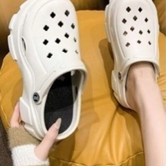 SHEIN クロックス風