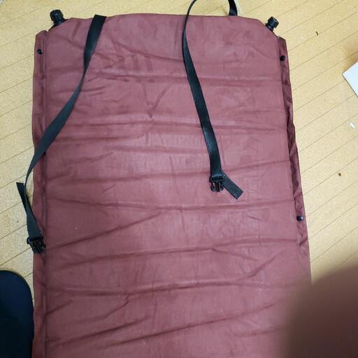 キャンプ用品　自動膨張マット2個セット