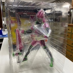 O2309-418  値下げしました　生誕45周年記念　仮面ライダーシリーズ　中古美品　仮面ライダーエグゼイドレベル2 現状渡し　約30センチ の画像