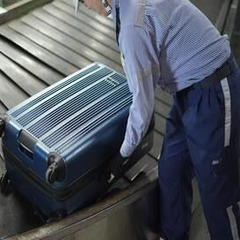 《月収40万以上可能！》羽田空港ランプ作業（荷物運び）未経験OK！日払い/週払い可能・フルタイム（日勤/夜勤選択可能）の画像
