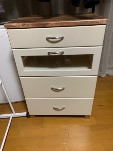 収納たんす