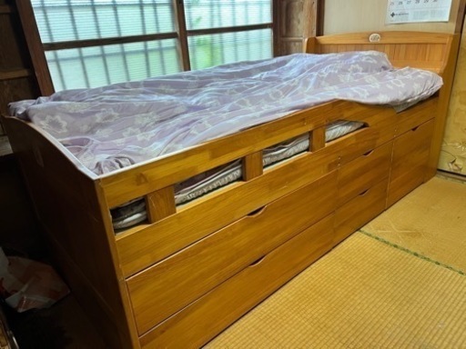 収納付きシングルベッド