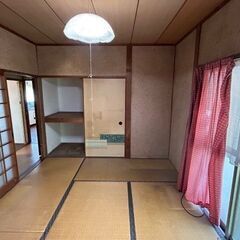 戸畑区高峰１丁目戸建て。３DK。ペット可。ペット費無し。フリーレント１ヶ月。入居祝い金現金１５万円。仲介手数料無し。 − 福岡県