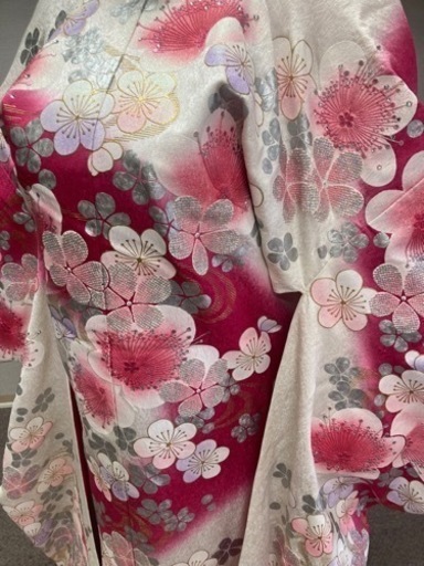 花嫁打掛　正絹　白地にピンク　かわいい　梅の花