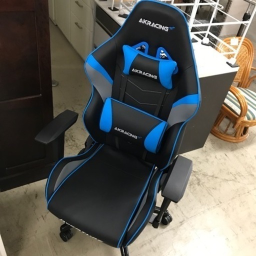 ロ2309-432 ゲーミングチェア GTRacing 切りキズあり