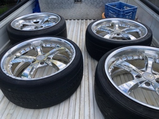 中古タイヤホイール