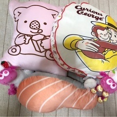クッションとぬいぐるみ