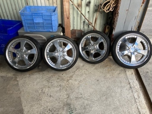 64エブリーに、つけてました17インチ