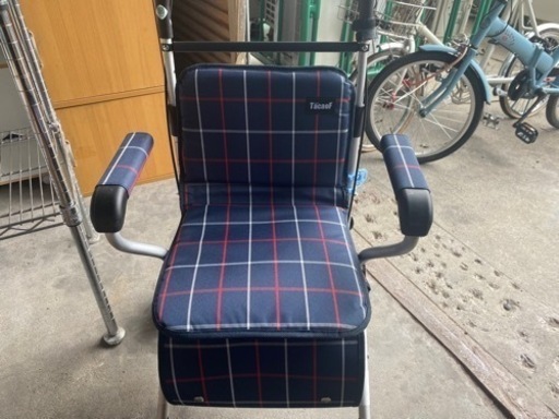 美品◆シルバーカー 幸和製作所 テイコブ 歩行介助 補助具 手押し車 おしゃれ 折りたたみ