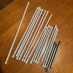 値下げしました！突っ張り棒18本セット
