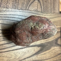 赤玉石　原石の画像