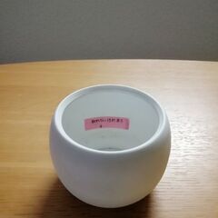 いろいろな花器( 陶器·ガラスほか )の画像