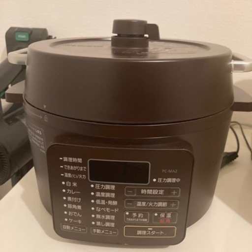 【美品】IRIS OHYAMA 電気圧力鍋 2.2L IRIS PC-MA2-W