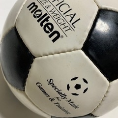 KICKER  サッカーボールの画像