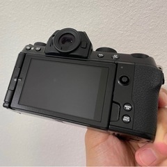 富士フィルム X-S10 18-55 f2.8-4レンズ 防湿庫セットの画像