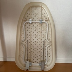 アイロン台　カバーなしの画像