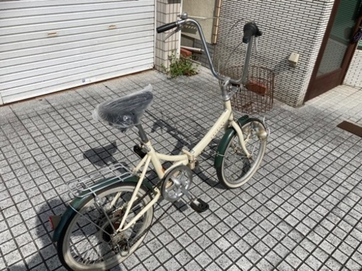 20インチ折りたたみ】6段変速付 前カゴ、リヤキャリア付 チェーン