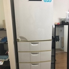 冷蔵庫　横60cm 縦160cm 奥60cm