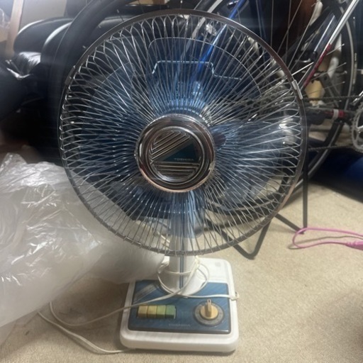 扇風機　東芝　TOSHIBA ライブナチュラリー　F-134B
