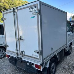 (ID5359)冷凍車－２０℃　軽バン専門店在庫100台　軽貨物黒ナンバーリース個人・法人可能！　車検令和６年２月　３０万円　スバル　サンバートラック　低温冷凍冷蔵車-20度　５MT　平成２３年式　諸経費込３５０,０００円の画像