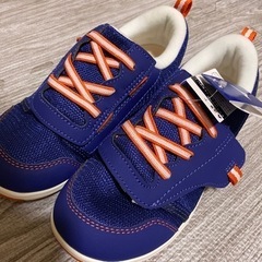 子ども靴　新品　ミズノ　20センチ