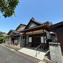 添田町木造６LDK戸建て。ゆったりした間取り。もと宗教施設。いろ...