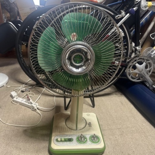 扇風機　東芝TOSHIBA F-322NG 4枚羽根